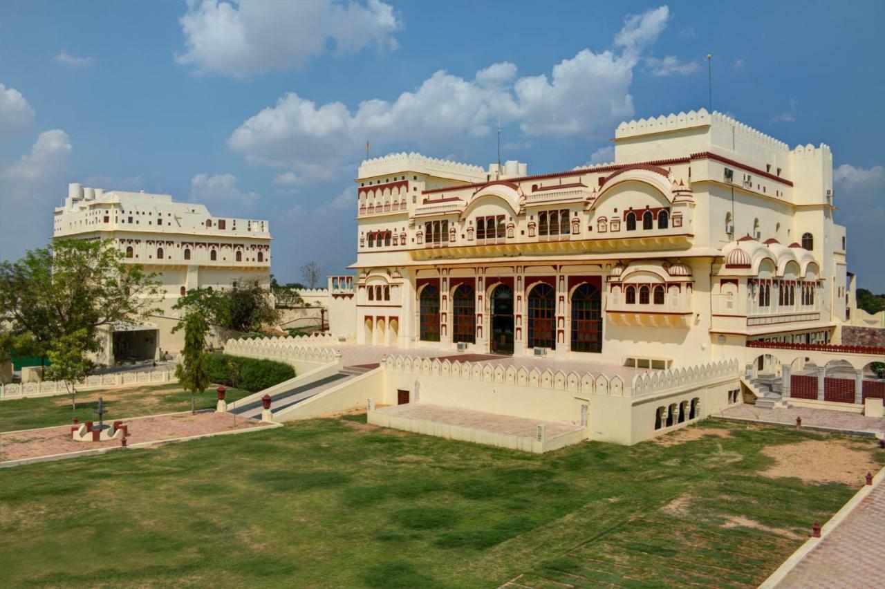 Amritara Surajgarh Fort Sūrajgarh Exterior foto